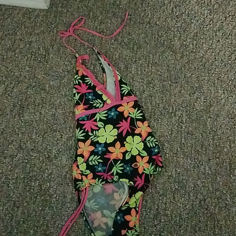 Swimming suit